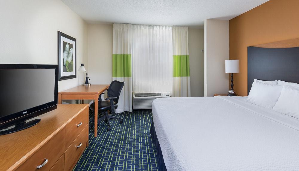 Fairfield Inn & Suites Canton North Canton Buitenkant foto