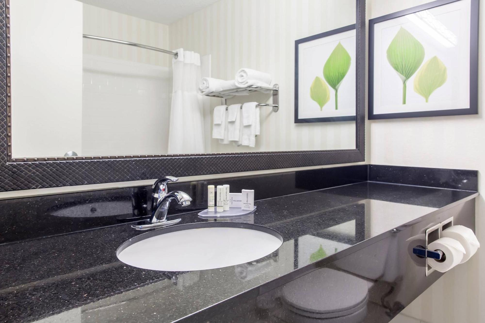 Fairfield Inn & Suites Canton North Canton Buitenkant foto