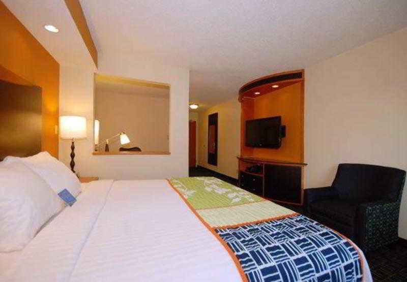 Fairfield Inn & Suites Canton North Canton Kamer foto